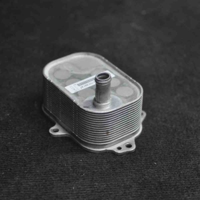 Răcitor de ulei AUDI A6 4G2, C7, 4GC 2015 OEM: 03N117021A foto