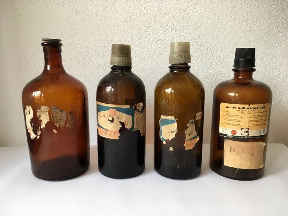 Lot 4 sticle laborator chimie /farmacie, cca 1 l, vechi, vintage, anii 70,  decor | Okazii.ro