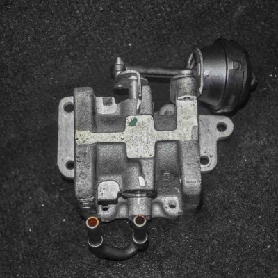 Supapa EGR AUDI A3 8P1 2006 OEM: 03G131063E foto