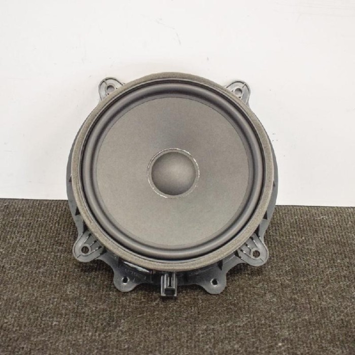 Difuzor ușă st&acirc;nga față TESLA MODEL 3 2018 OEM: 1079744-00-C,430407772453 10826214