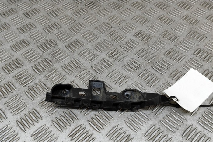 Suport bara de protecție dreapta față VW PASSAT Variant B7 365 2012 OEM: 3AA807184 30658612