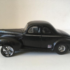 ** Masinuta metal First Gear Car Quest auto parts 1940 FORD COUPE, scara 1:25