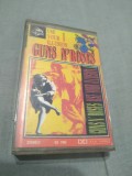 Cumpara ieftin CASETA AUDIO GUNS N&#039;ROSES-USE YOUR ILLUSION RARITATE!!! ORIGINALA EURO STAR, Pop