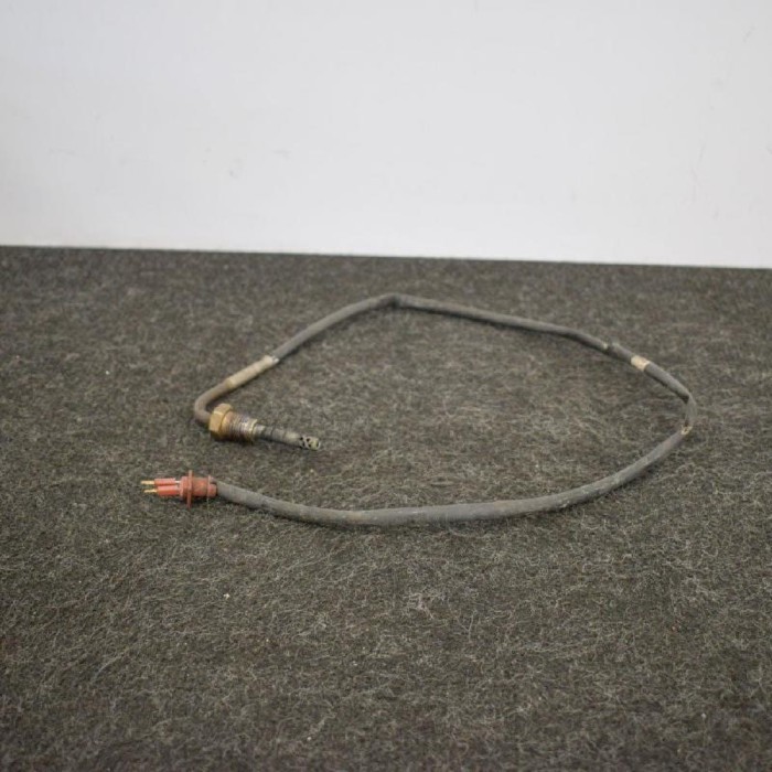Senzor de temperatură VW PASSAT B6 3C2 2010 OEM: 03L906088AJ | 2732751