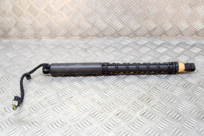 Amortizor haion dreapta VOLVO S90 II 2017 OEM: 31371787 15135928