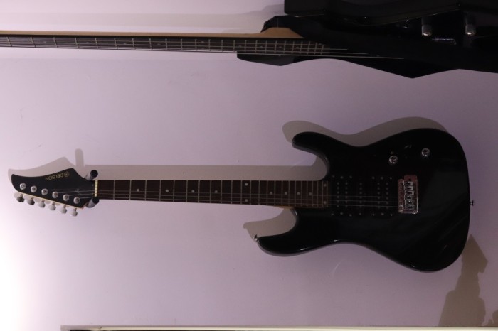 Chitara electrica Delson black