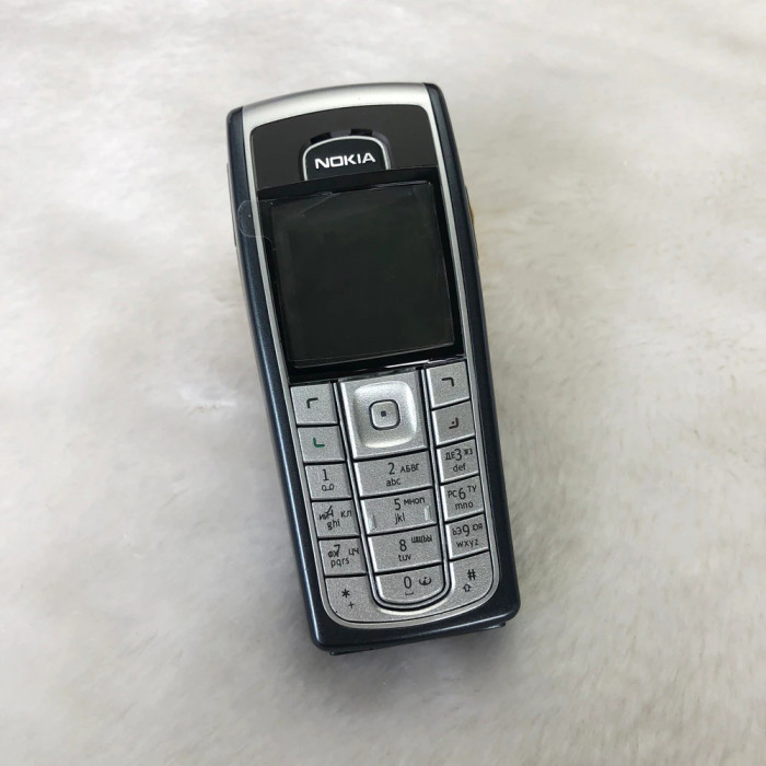 Telefon Nokia 6230, folosit