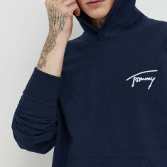 Tommy Jeans hanorac de bumbac bărbați, culoarea bleumarin, cu glugă, imprimeu DM0DM17990