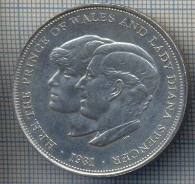 AX 1478 MONEDA- MAREA BRITANIE - 25 NEW PENCE -ANUL 1981 -STAREA CARE SE VEDE foto
