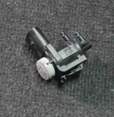 Supapa solenoid AUDI A4 Allroad 8KH, B8 2011 OEM: 1K0906283A 1999212