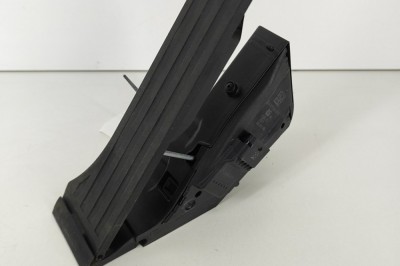 Pedala de accelerație MERCEDES-BENZ GLE W167 2023 OEM: A2053000004 27968085 foto
