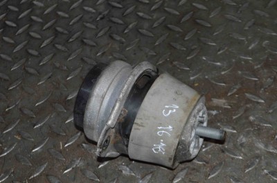 Suport motor dreapta PORSCHE CAYENNE 9PA 2004 OEM: 7L5199131A 12160101 foto