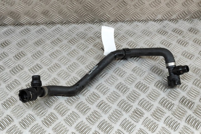 Furtun de lichid de răcire BMW i4 G26 2023 OEM: 8477900 23821063