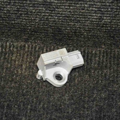 Senzor de impact dreapta spate MAZDA 6 Hatchback GH 2010 OEM: GDK4-057KC0 | 2046088 foto