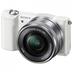 Aparat foto Mirrorless compact Sony Alpha A5000L, 20MP, White + Obiectiv 16-50mm foto