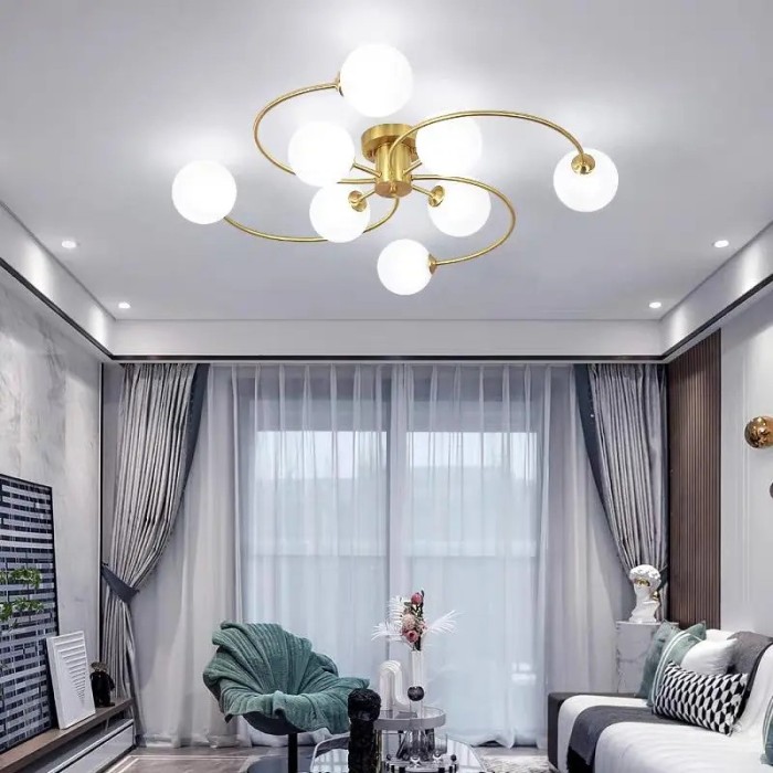 Lustra moderna, 8 brate, globuri albe din sticla, dulie E27, culoare corp auriu, diametru 80CM