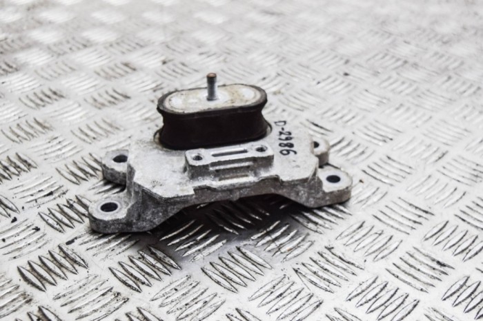 Suport cutie de viteze AUDI Q5 8R 2016 OEM: 8K0399155S | 12224156