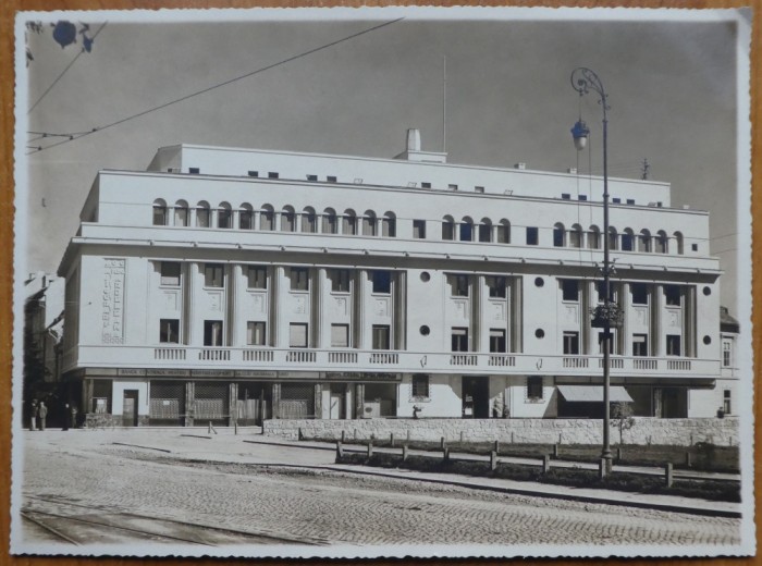 Fotografie din 1935, Palatul Prima Ardeleana; Soc. de Asigurari din Sibiu, semnata olograf de arhitect Gheorghe Cristinel, care a conceput planurile