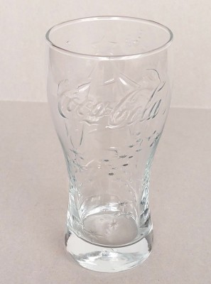 Pahar Coca-Cola de 250ml de colectie cu model pentru bradul de Craciun foto