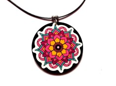 colier de lemn cu mandala 47261