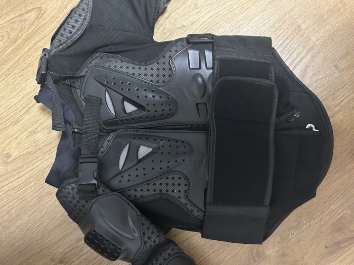 Protecție armură moto