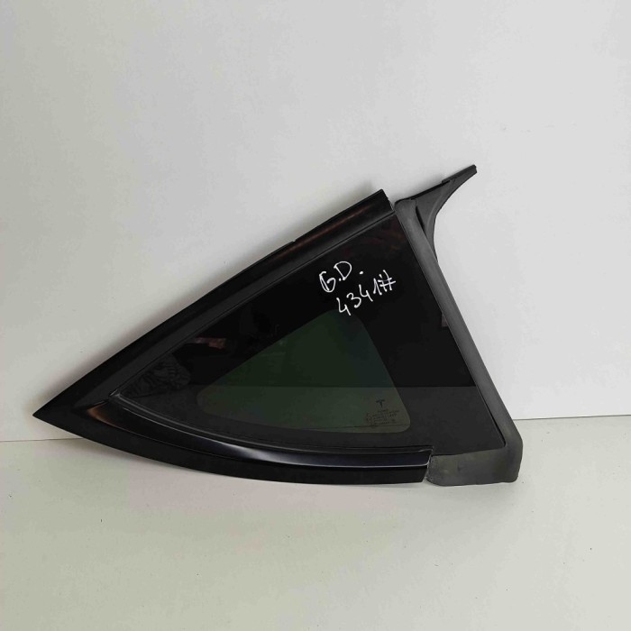 Geam lateral dreapta spate TESLA MODEL Y 2022 OEM: Off-road | 23791267