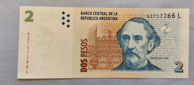 Argentina - 2 Pesos ND (2002) s266L foto