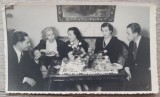 Actrita Marietta Deculescu cu prietenele// foto tip CP