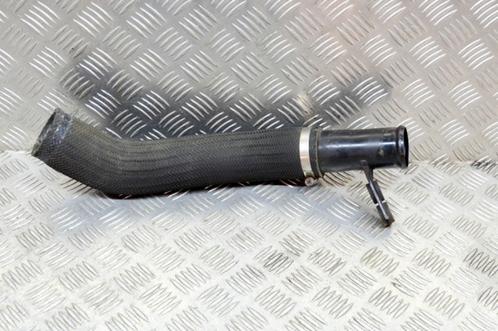 Furtun intercooler MITSUBISHI PAJERO III V7_W, V6_W 2006 13813685