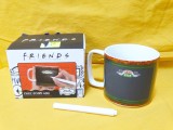 Cana ceramica Paladone Friends - Central Perk Chalkboard 330 ml - noua