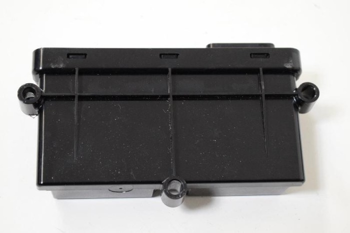 Alt modul de control TESLA MODEL S 2016 OEM: 1007511-00-A,A-0752G01J,10178065 2934831