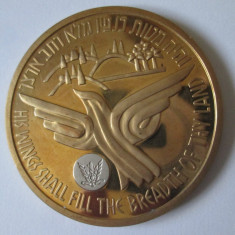 Medalie Israel cu pastila argint primul avion al fortelor militare israeliene
