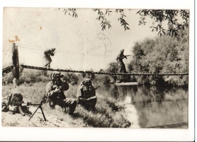 CPI B 10923 CARTE POSTALA - OSTASI IN LUPTA, INFANTERIE, SOLDATI foto