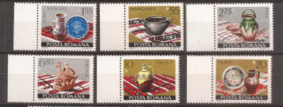 LP 832 Romania - 1973 - CERAMICA ROMANEASCA SERIE, Nestampilat foto