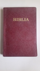 biblia noul si vechiul testament 2010 foto