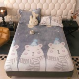Cumpara ieftin Husa de Pat Cocolino cu Elastic si 2 Fete de Perna 50x70cm,180x200cm,Gri cu Ursi-D149