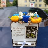 Golden Azure Luxury Box , Aranjament Premium cu Lumanari Florale