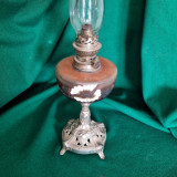 Cumpara ieftin LAMPA CU PETROL SI BAZINUL PICTAT - FRANTA anii 1900