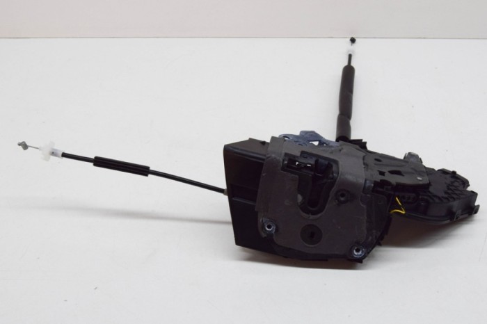 &Icirc;ncuietoare ușă st&acirc;nga față JAGUAR E-PACE X540 2020 OEM: J9C3-203A29-JC,C78441-102,938827-103 | 11822952