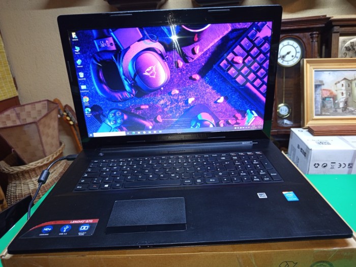 Laptop Lenovo G70 Intel 3558U 1,70Ghz | 8Gb RAM | 1Th hdd | 17,3&quot; LED