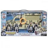 Set de joaca vehicul militar si 4 soldati, Hero Combat