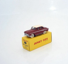 Macheta Simca &amp;quot;Aronde&amp;quot; P.60 - Dinky Toys foto