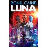 Luna - A szerelem&eacute;rt t&eacute;ren &eacute;s időn &aacute;t - Ronil Caine