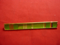 Set Insemne -colegate colegate in plastic pt. Medalii Militare ,L=9,8cm foto