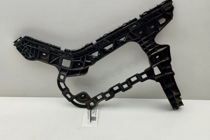 Suport bara de protecție dreapta spate VW PASSAT Variant B8 3G5 2017 OEM: 3G0807394 30748343