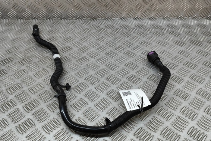 Furtun de lichid de răcire JAGUAR I-PACE X590 2018 OEM: J9D3-8D320-AC 28705382