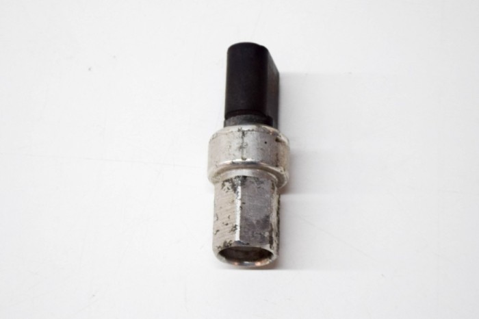 Senzor de presiune aer condiționat AUDI Q3 8U 2016 OEM: 1K0959126E 13602767