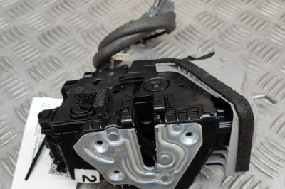 &amp;Icirc;ncuietoare ușă dreapta spate HYUNDAI KONA 2022 OEM: 81420-J9500 29955133 foto