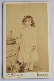 CDV Atelier Romania Bucuresti Bucuresci Bucarest L. Waisman - Fetiță &icirc;n rochie albă cca.1900