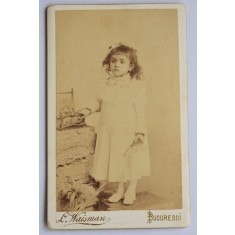 CDV Atelier Romania Bucuresti Bucuresci Bucarest L. Waisman - Fetiță &icirc;n rochie albă cca.1900